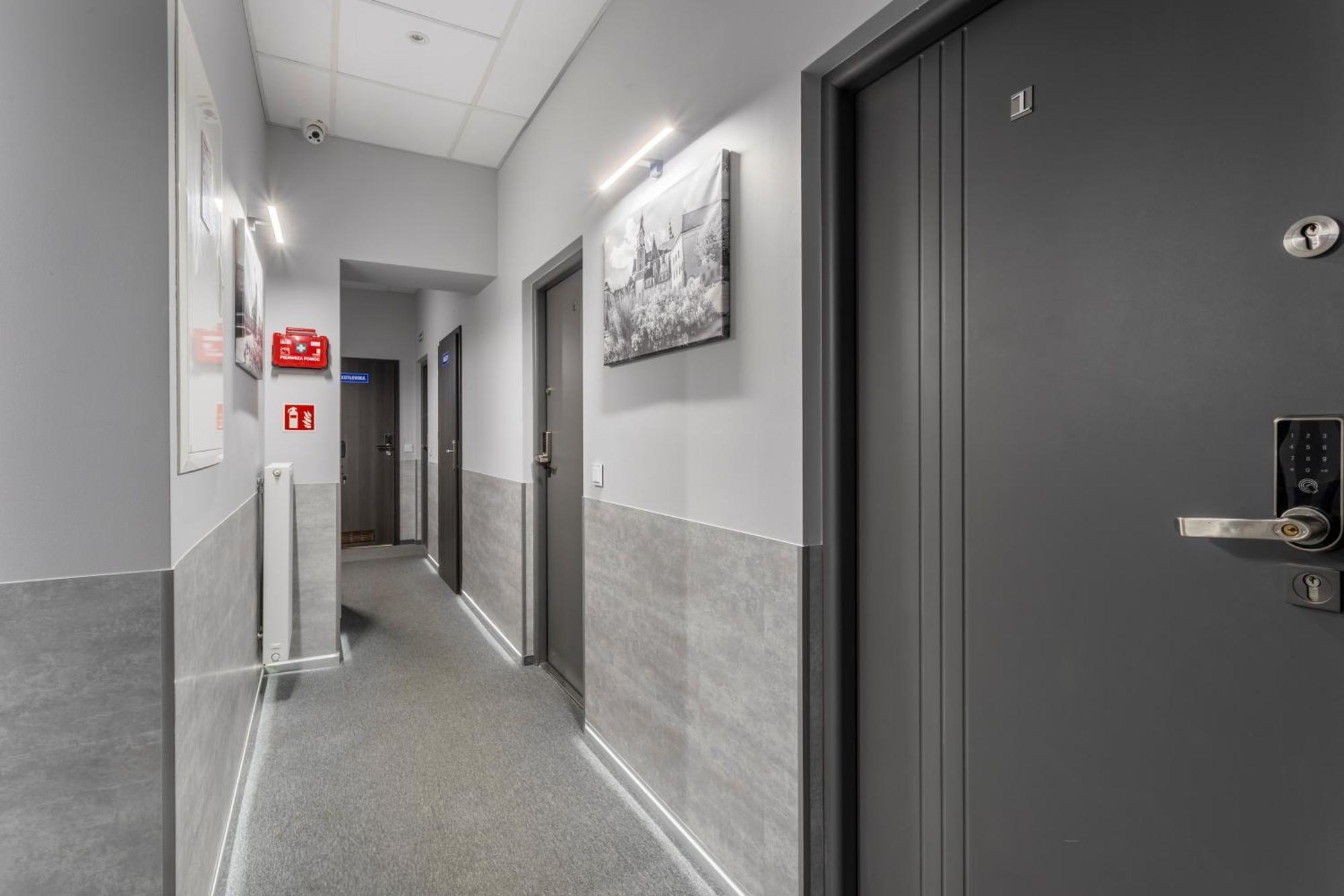 Primero Elegant Apartments Krakow Old Town Екстериор снимка