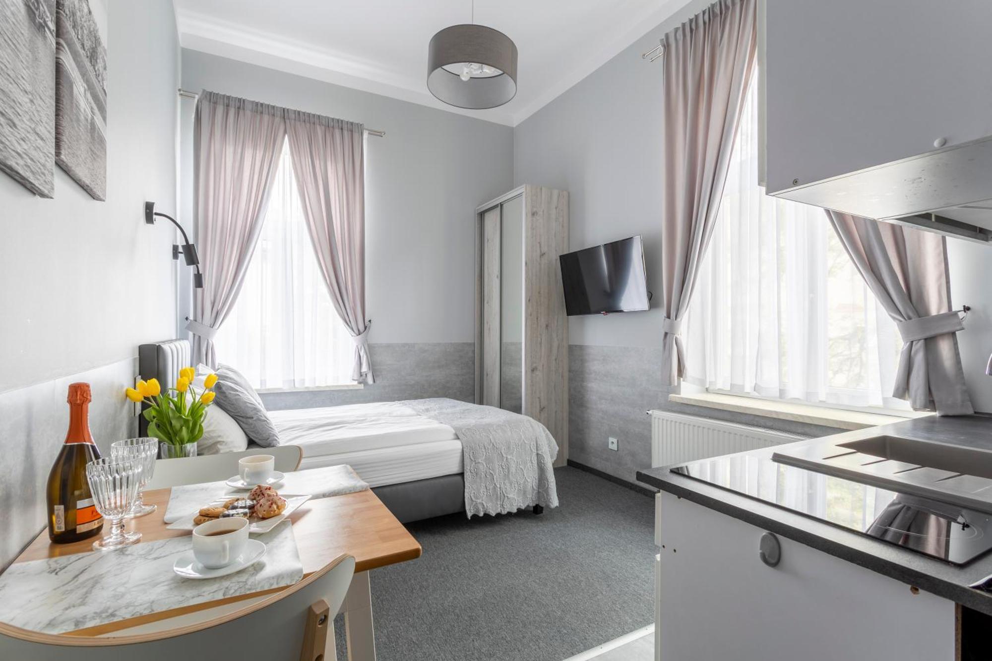Primero Elegant Apartments Krakow Old Town Екстериор снимка