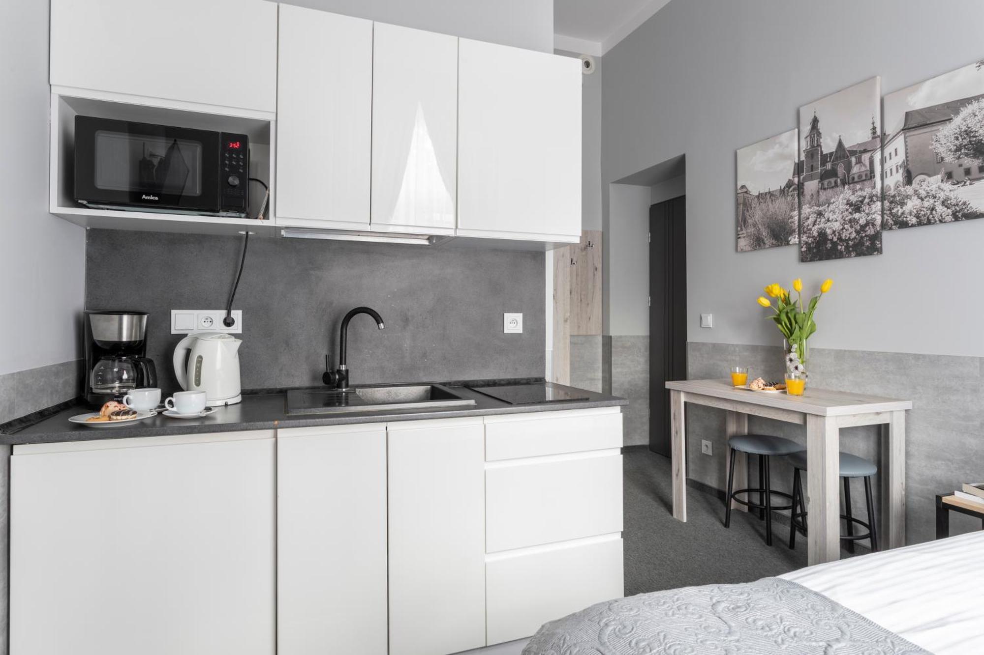 Primero Elegant Apartments Krakow Old Town Екстериор снимка